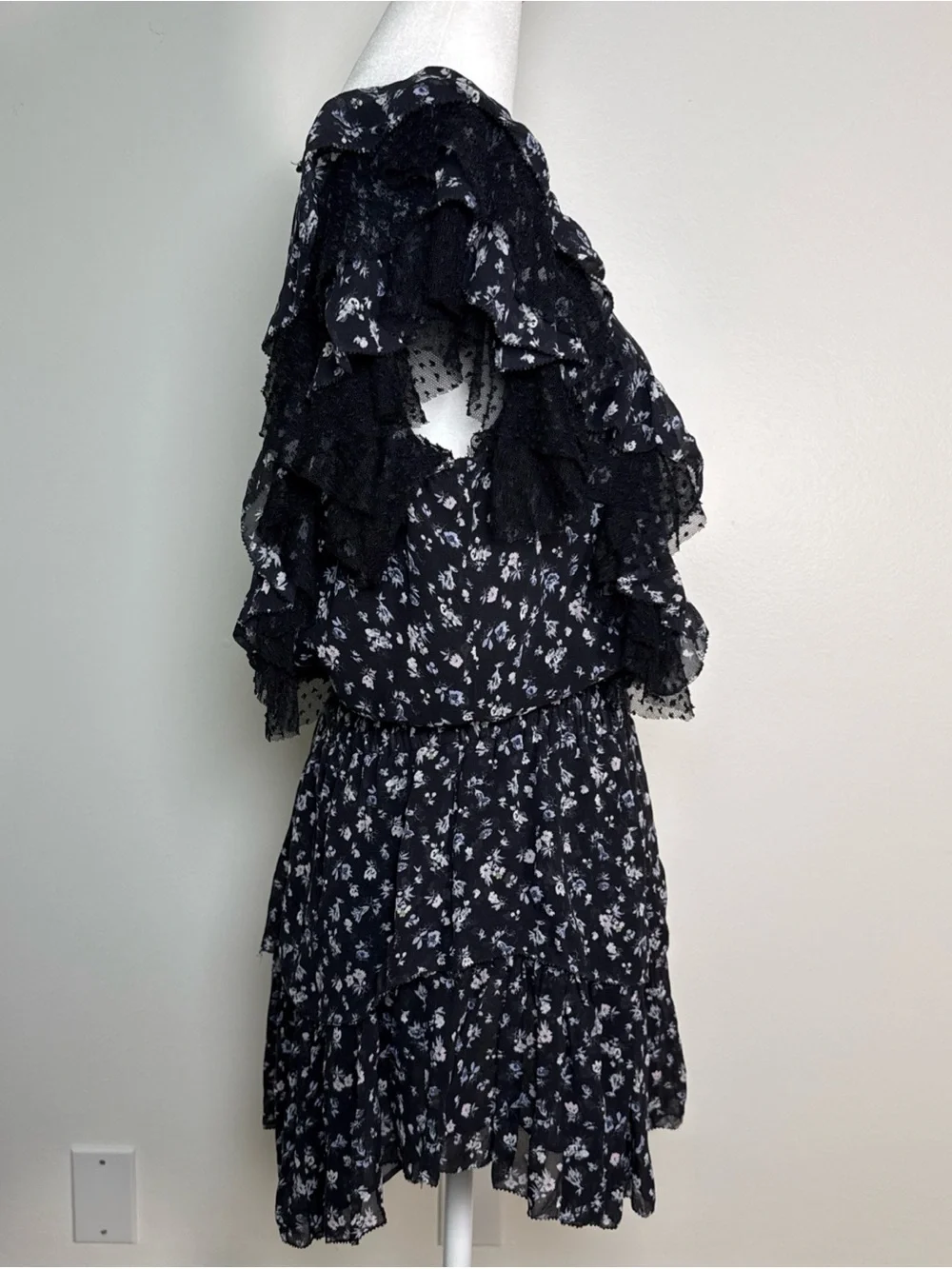 LoveShackFancy Katie 100% silk floral Mini dress Size Small Navy Chiffon Ruffle
